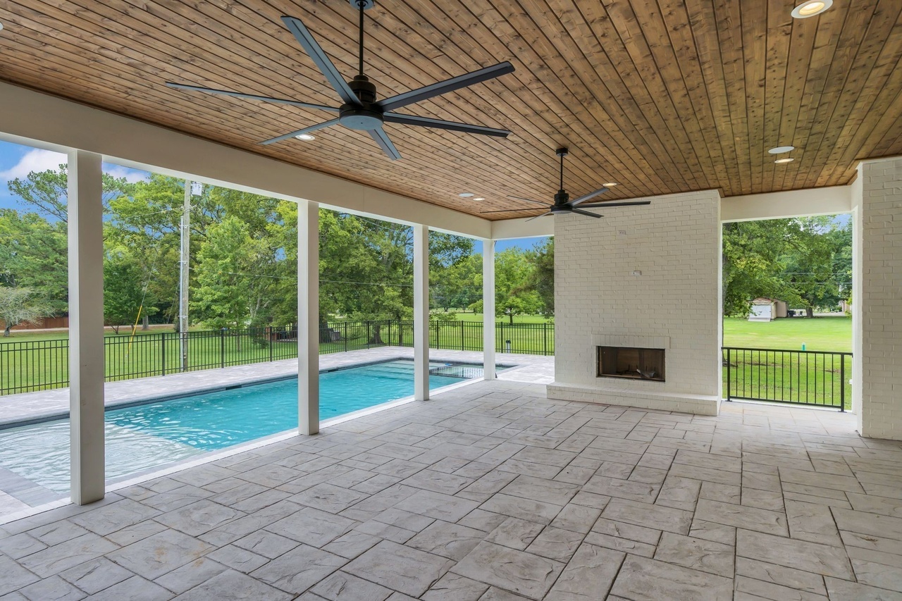 PebbleTec finish — luxury pool