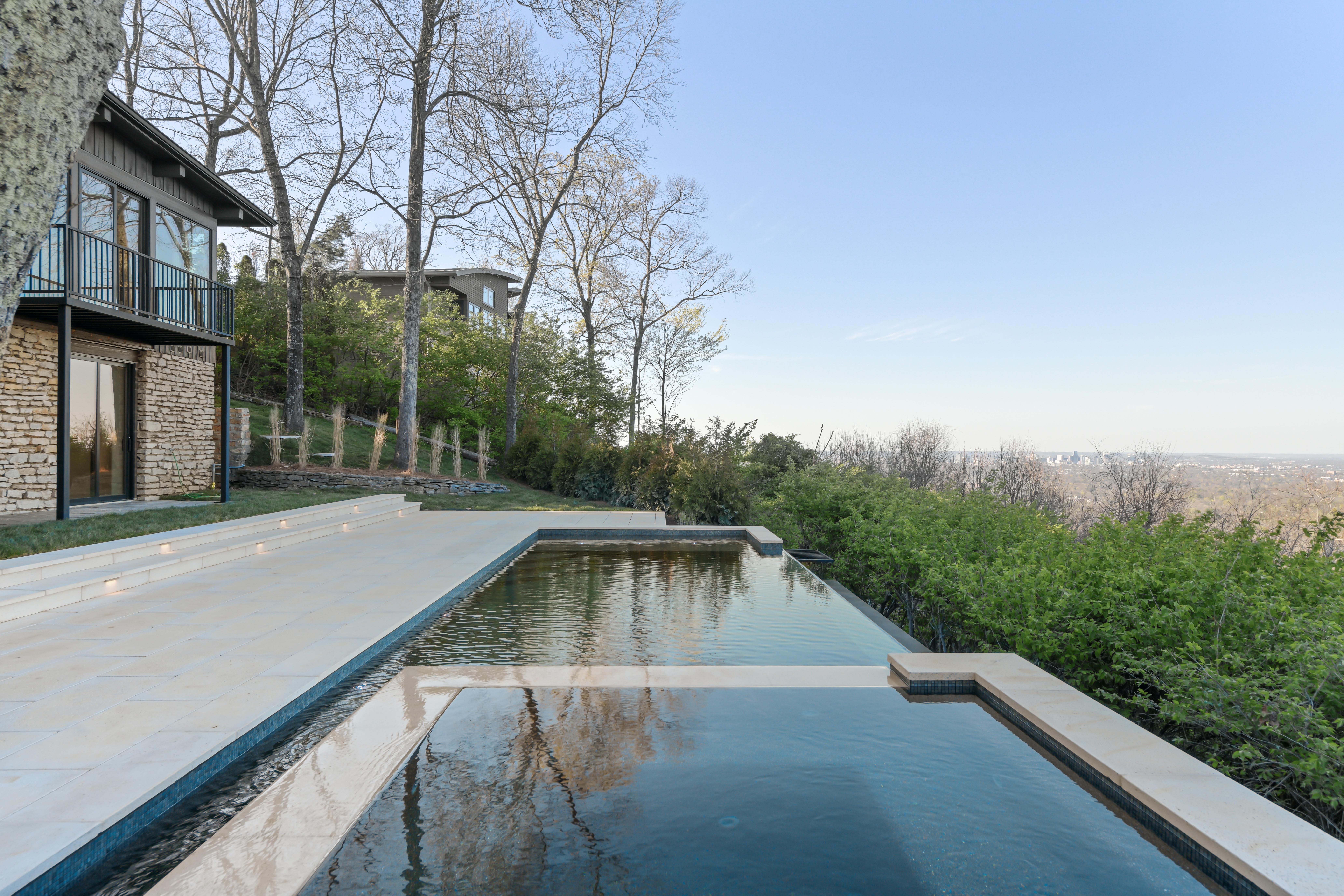 Luxury custom pool — Infinity Pools project